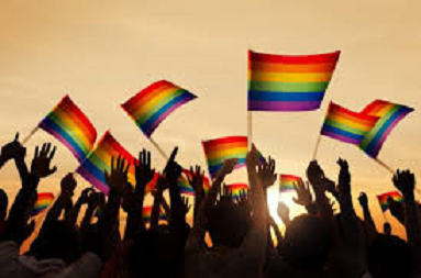 CLÍNICA ESPECIALIZADA PARA LA COMUNIDAD LGBTTTIQ+
