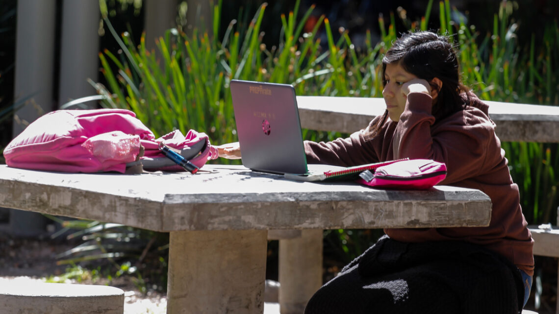 RESPONDE A CRECIENTE DEMANDA DE EDUCACIÓN A DISTANCIA