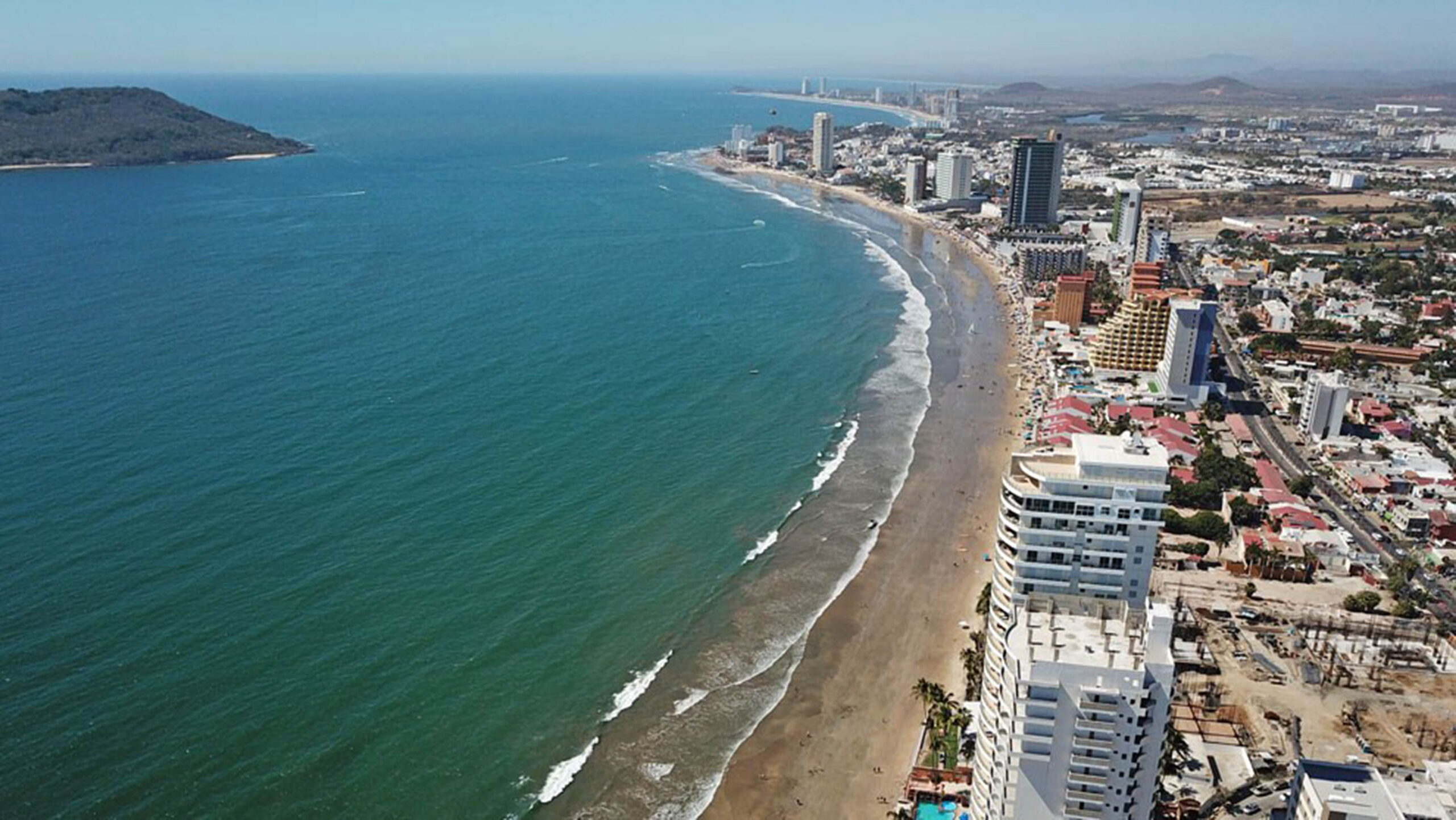 TEMPERATURA DEL AGUA EN LA BAHÍA DE MAZATLÁN PODRÍA AUMENTAR SIETE GRADOS CELSIUS