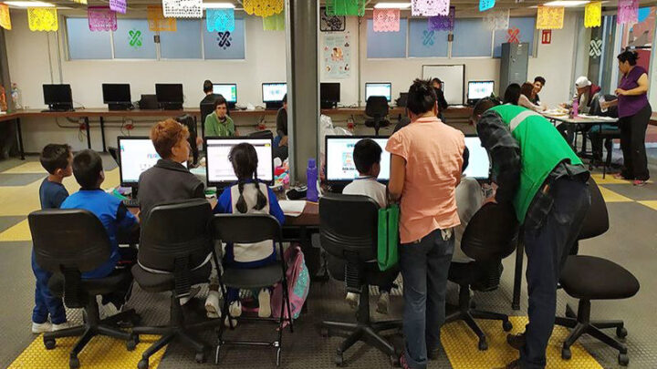 71 CIBERESCUELAS DE PILARES EN CENTROS DE ALFABETIZACIÓN