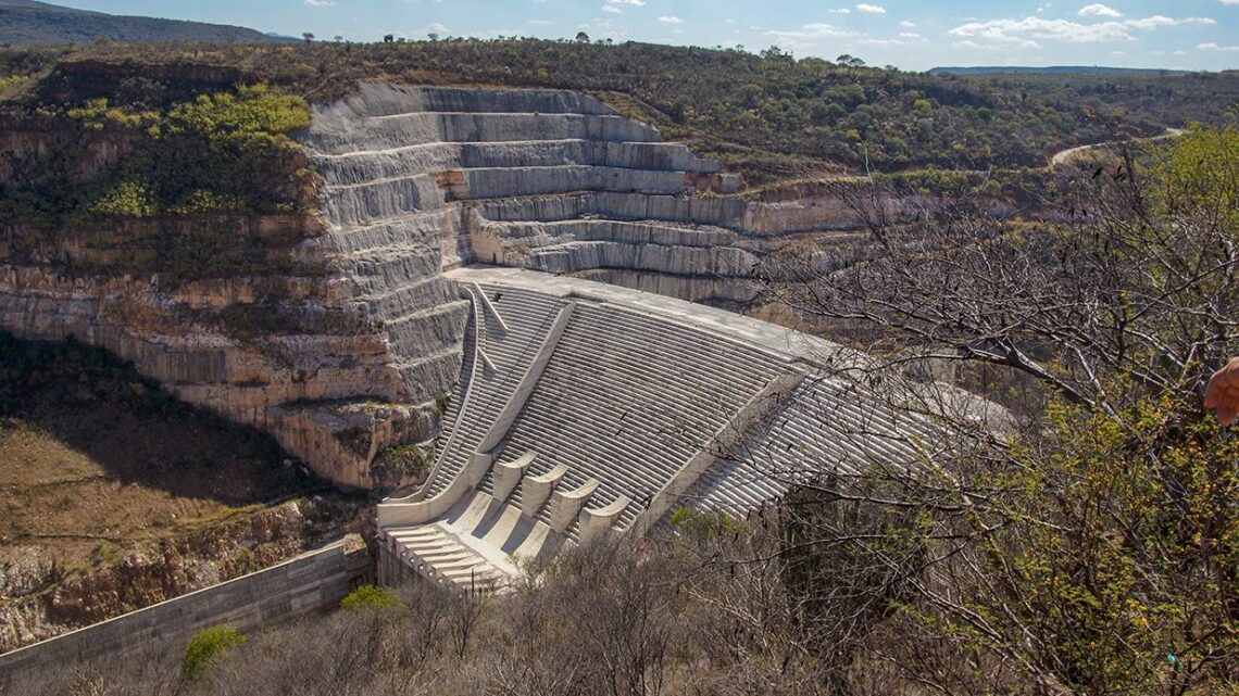 SOLUCIONES DE FONDO EN CRISIS DEL AGUA, MÁS QUE ACCIONES COSMÉTICAS SOLUCIONES DE FONDO EN CRISIS DEL AGUA, MÁS QUE ACCIONES COSMÉTICAS
