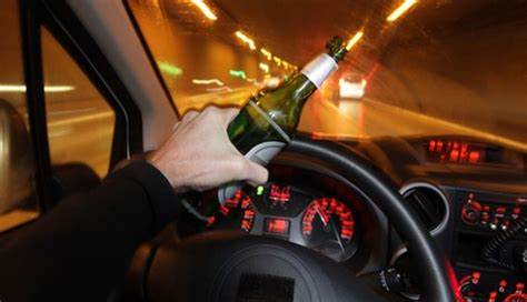 ACCIDENTES AUTOMOVILÍSTICOS POR ALCOHOL