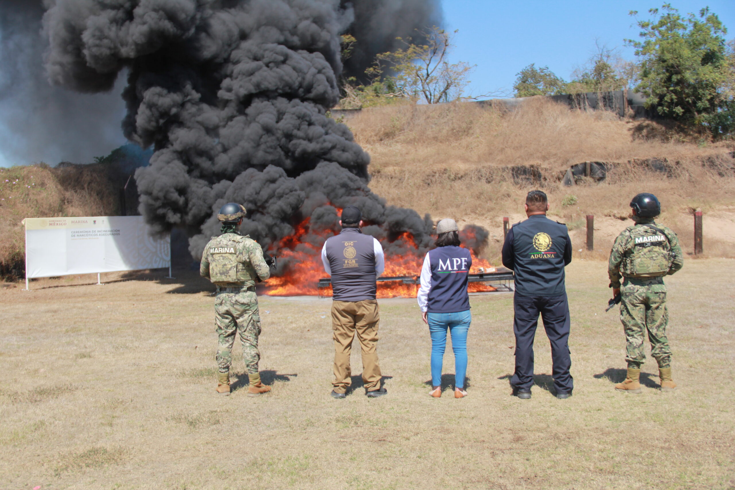 INCINERAN 516 KILOGRAMOS DE COCAÍNA ASEGURADA EN EL PUERTO DE LÁZARO CÁRDENAS, MICHOACÁN