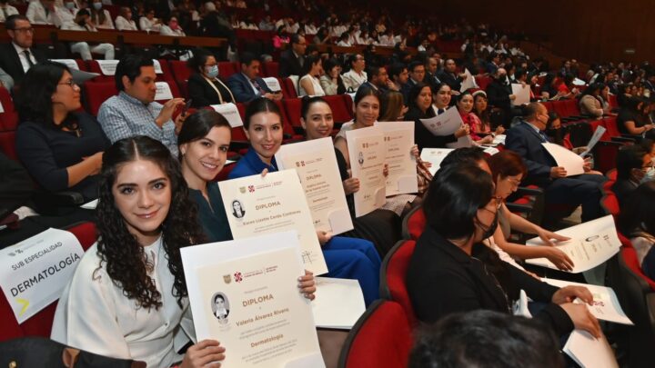 MÉXICO REQUIERE 200 MIL MÉDICAS Y MÉDICOS GENERALES Y ESPECIALISTAS