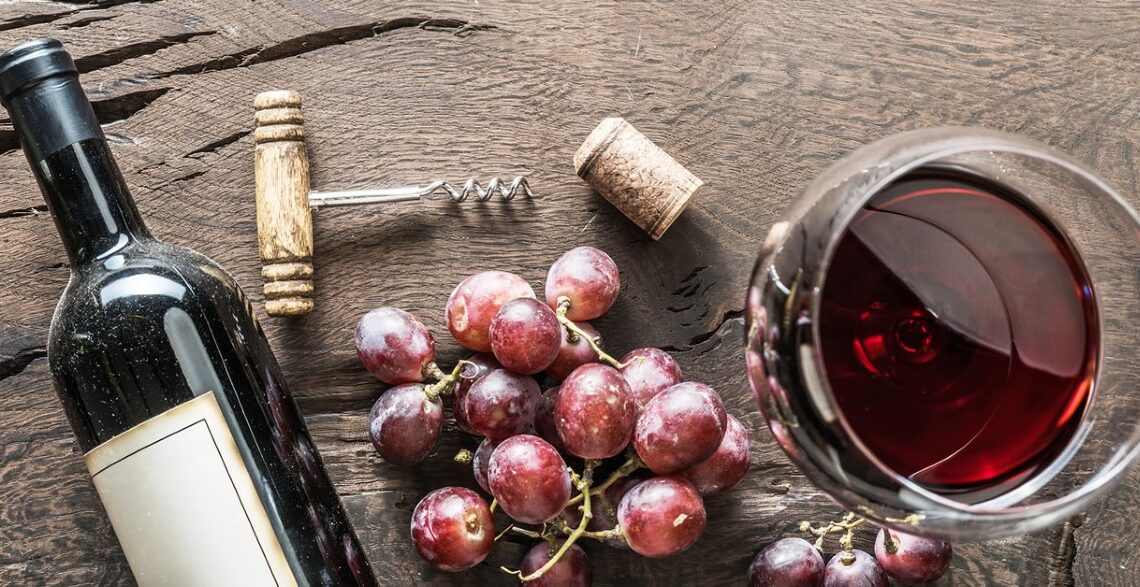 EL VINO EL VINO