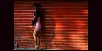 UN PROBLEMA CADA VEZ MÁS EVIDENTE: TRATA DE PERSONAS UN PROBLEMA CADA VEZ MÁS EVIDENTE: TRATA DE PERSONAS