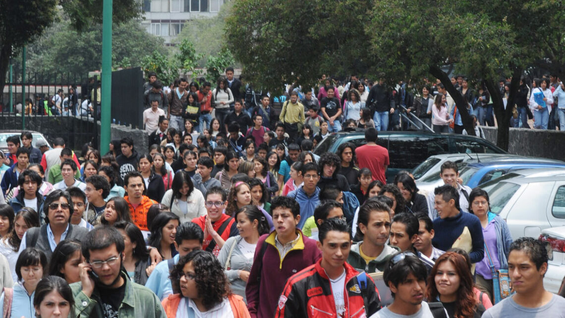 CRECIMIENTO DE LA MATRÍCULA ESTUDIANTIL; 55.7 POR CIENTO EN DOS DÉCADAS