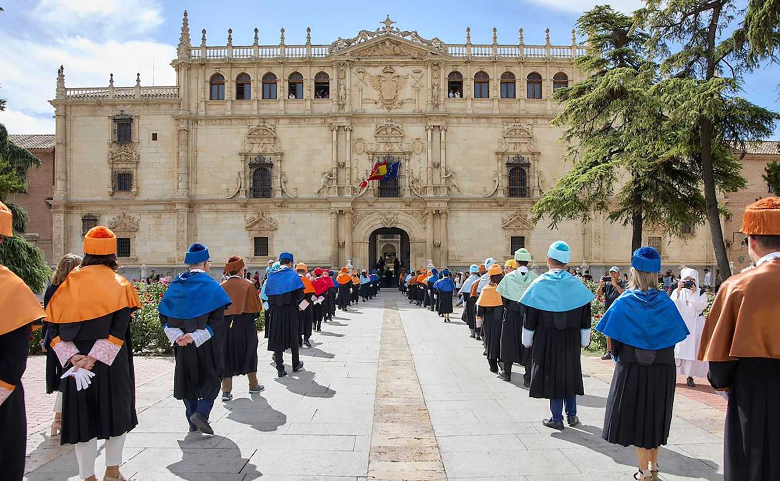 POR SU ESTATUS DE PATRIMONIO DE LA HUMANIDAD, FUE DISTINGUIDA POR LA UNIVERSIDAD DE ALCALÁ