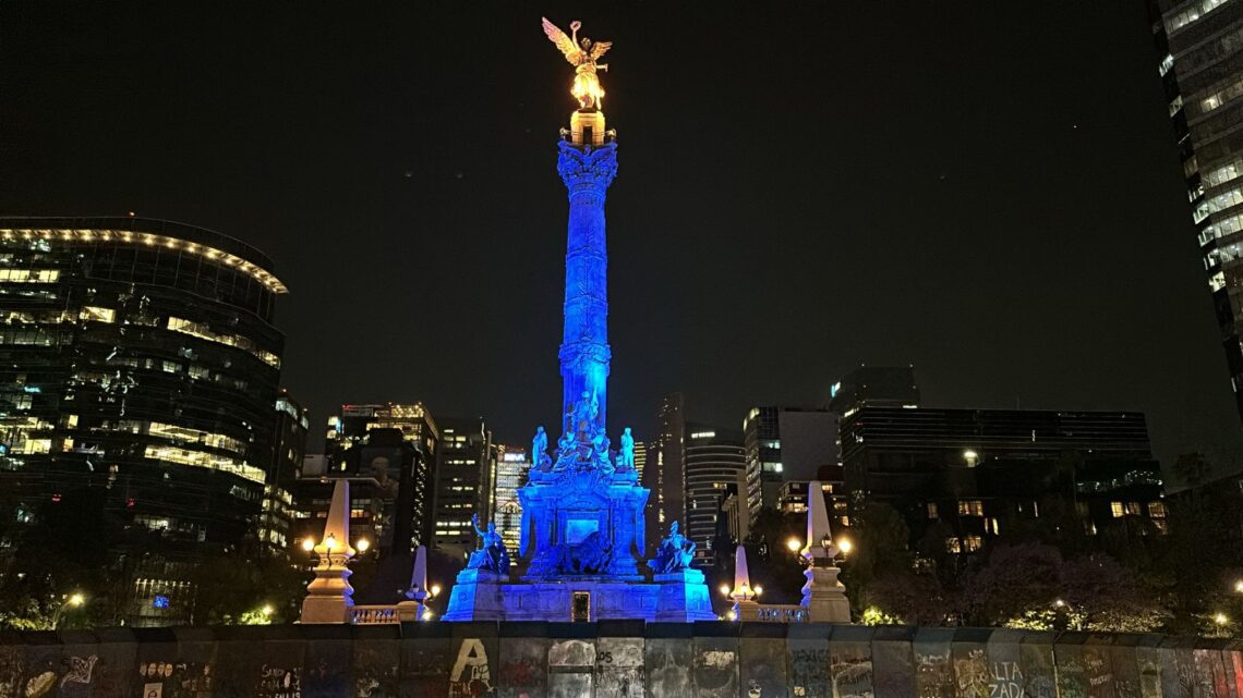 DE AZUL EL DÍA MUNDIAL Y NACIONAL CONTRA LA OBESIDAD