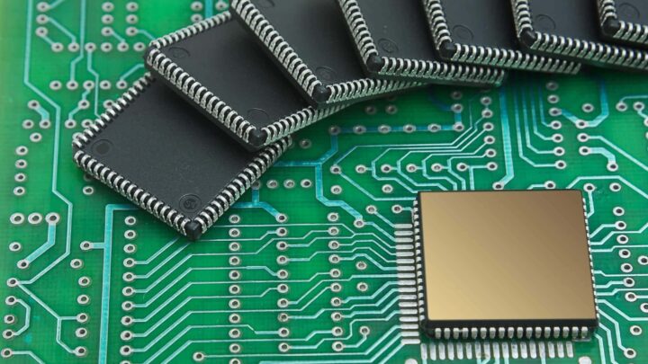 REDISEÑAR OFERTA EDUCATIVA EN SEMICONDUCTORES