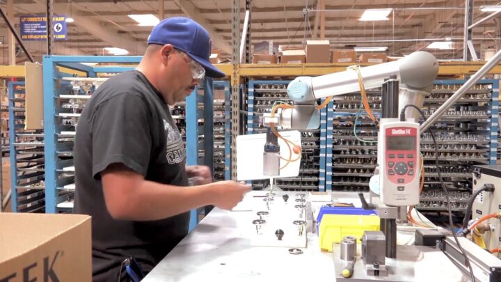 ¿CÓMO ANALIZAR EL IMPACTO DE LA ROBÓTICA COLABORATIVA EN LA INDUSTRIA MEXICANA EN 2025?