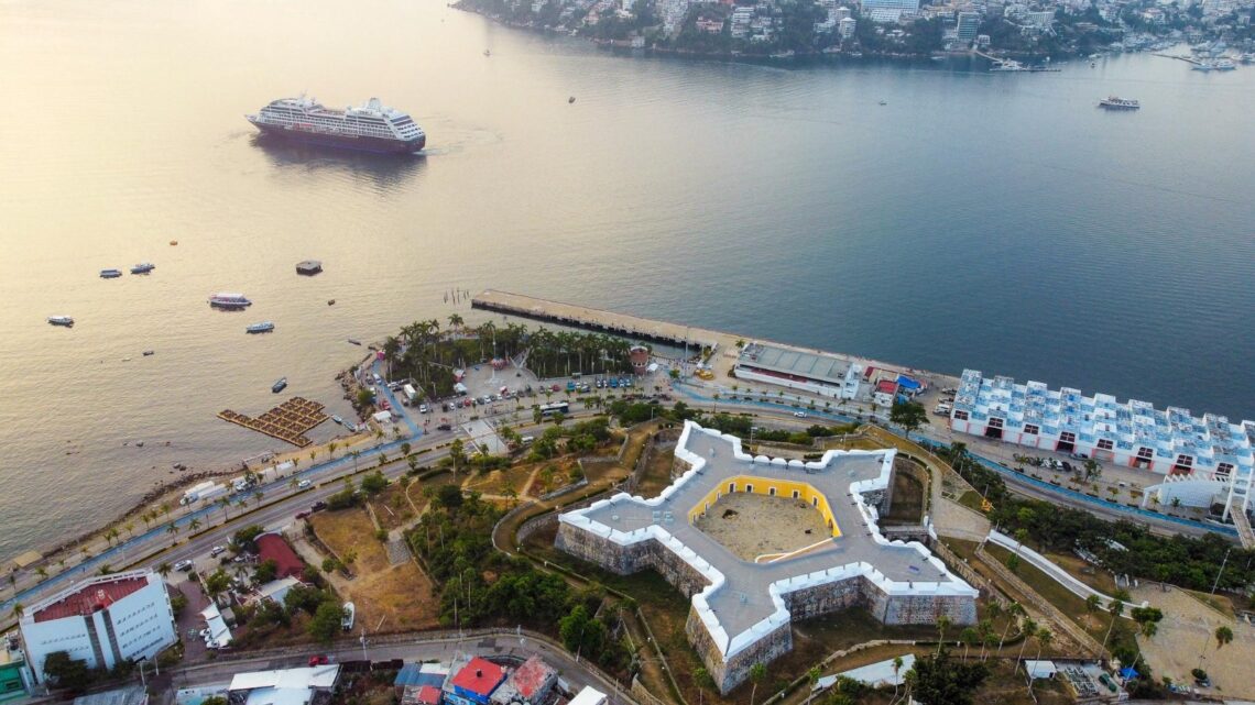 LA NAVIERA CARNIVAL CRUISE LINE VUELVE A ACAPULCO DESPUÉS DE 15 AÑOS