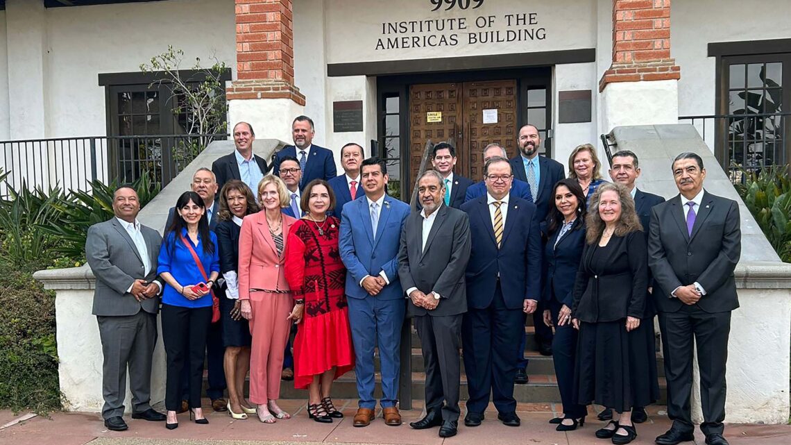 COOPERACIÓN ACADÉMICA BINACIONAL