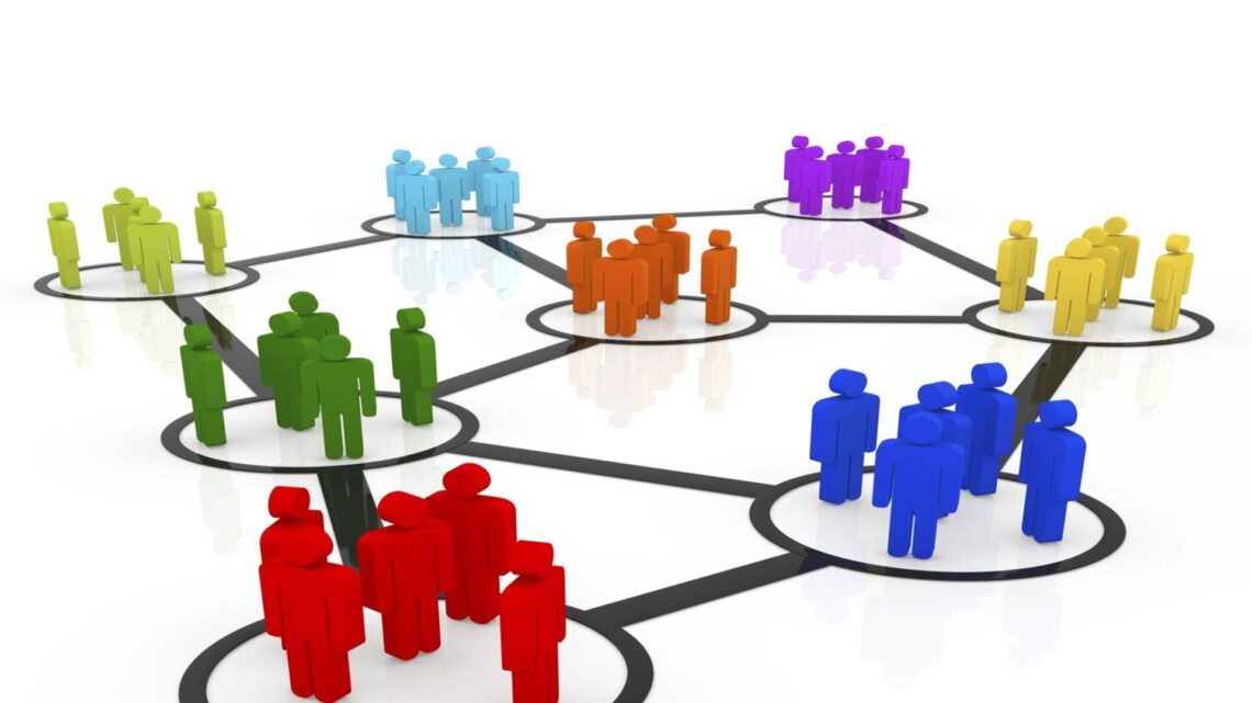 ENCUESTA MENSUAL SOBRE EMPRESAS COMERCIALES