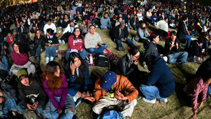 ROMPE RÉCORD DE ASISTENCIA LA NOCHE DE LAS ESTRELLAS EN CU
