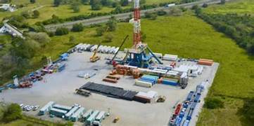 MÉXICO EXPERIMENTA UN INCREMENTO DEL 40 % EN LA REFINACIÓN DE CRUDO Y BUSCA GENERAR HASTA 1,8 MBD DE HIDROCARBUROS LÍQUIDOS EN LOS PRÓXIMOS CINCO AÑOS