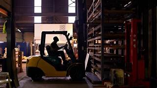 INDICADOR MENSUAL DE LA ACTIVIDAD INDUSTRIAL POR ENTIDAD FEDERATIVA