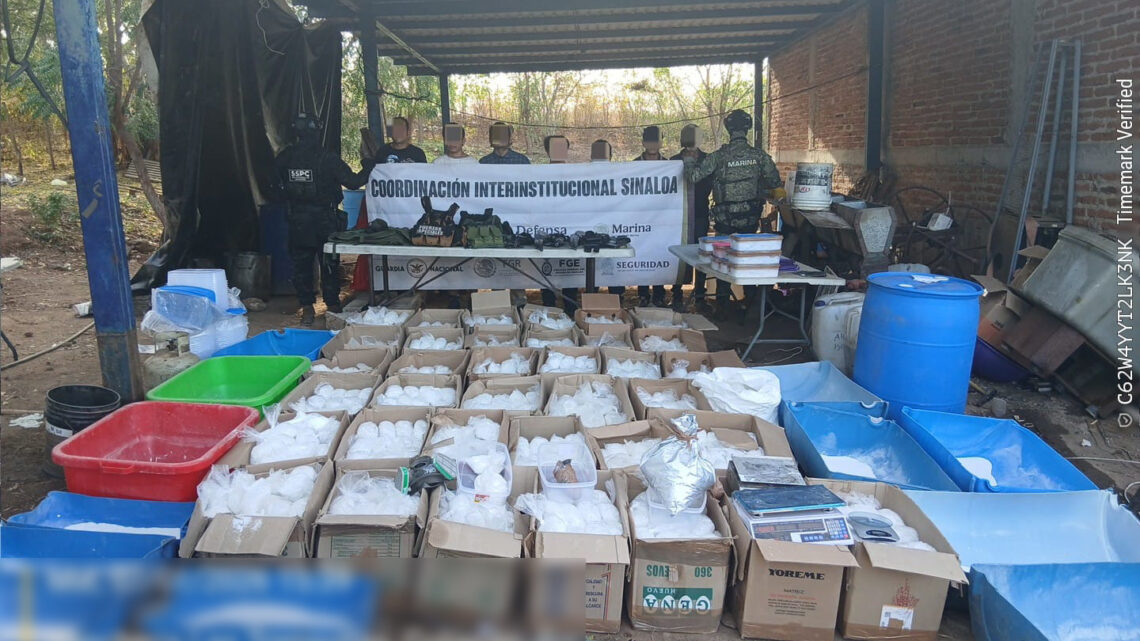 LOCALIZAN Y DESMANTELAN LABORATORIO Y BODEGA, EN EL ESTADO DE SINALOA